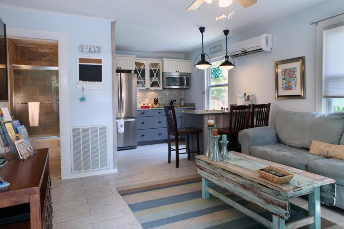 Front Beach Cottages Ocean Springs Exterior foto